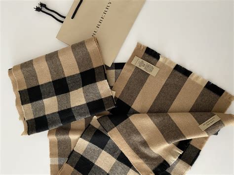 burberry kaşmir atkı